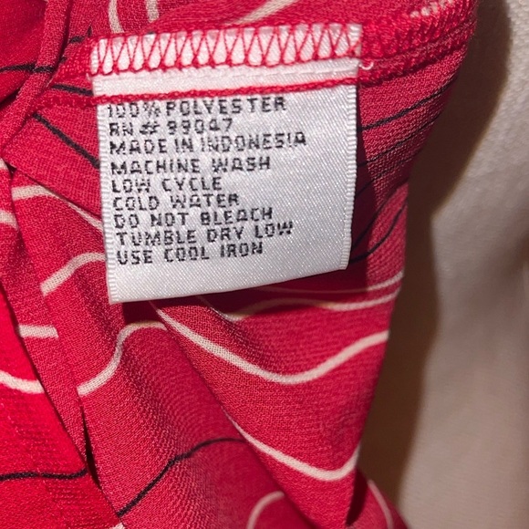 Jaipur red button down blouse. Super fun!! Size L - Picture 4 of 4